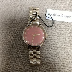 The Kami (Pink)

Mark naimer watch